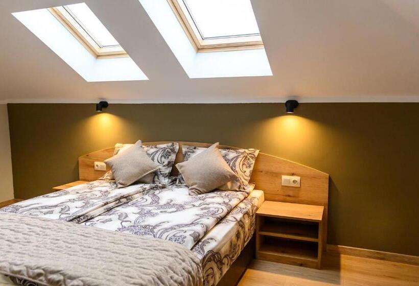 ホテル семеен хотел при вергил