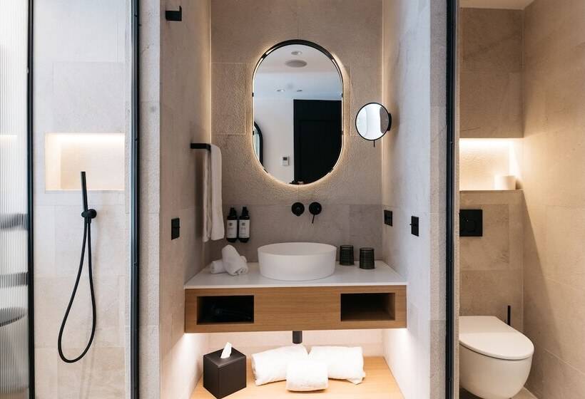 Boutique Hotel Petit Montisión