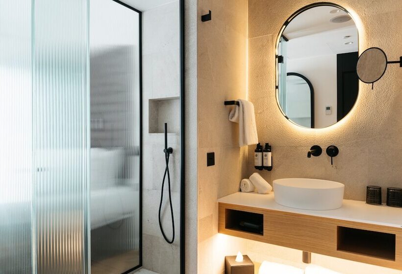 Boutique Hotel Petit Montisión