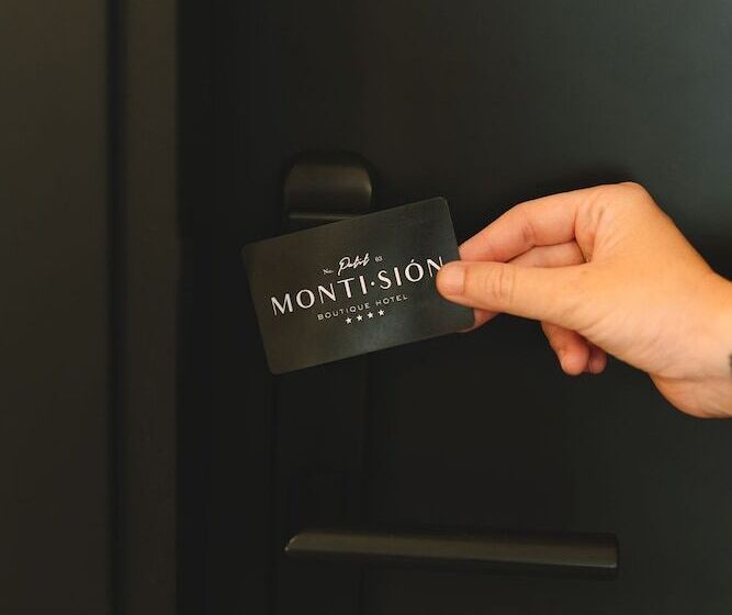 Boutique Hotel Petit Montisión