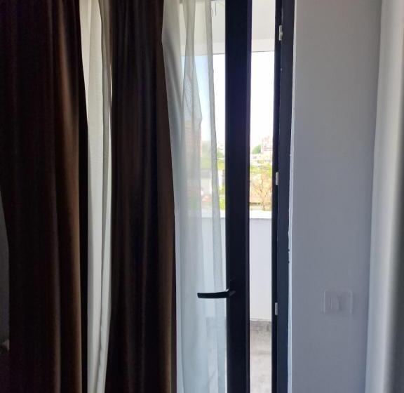 Отель City Break