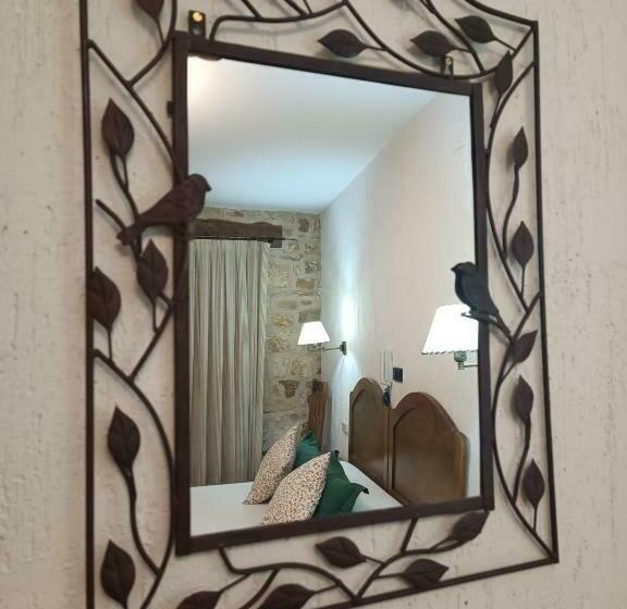 בית מלון כפרי Hostal Decerca Prádena