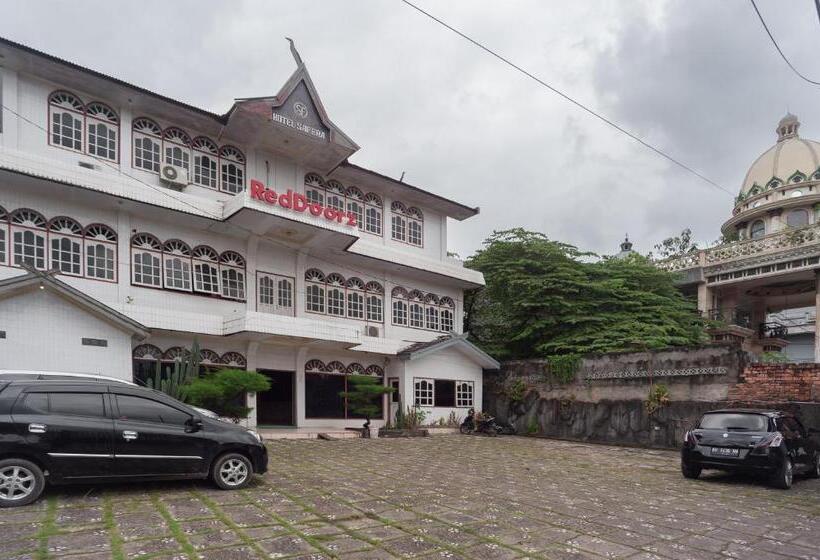 Szálloda Reddoorz @ Jalan Jendral Sudirman Jambi 2