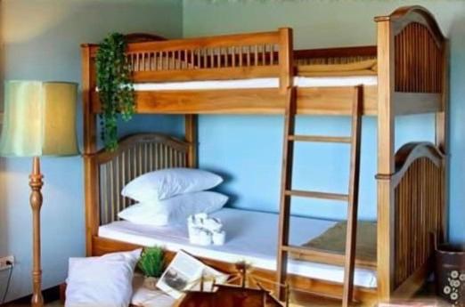 호텔 The Colored House Jomtien