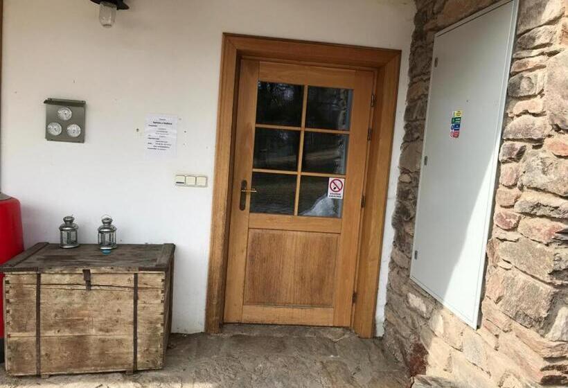 פנסיון Samota U Hadince