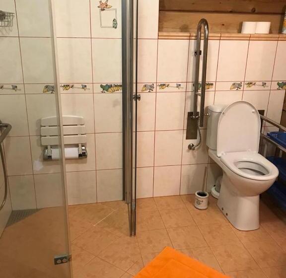 بنسيون Samota U Hadince