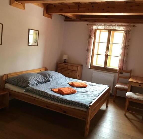 פנסיון Samota U Hadince