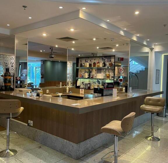 202 Flat Beira Mar Av Boa Viagem Com Cozinha