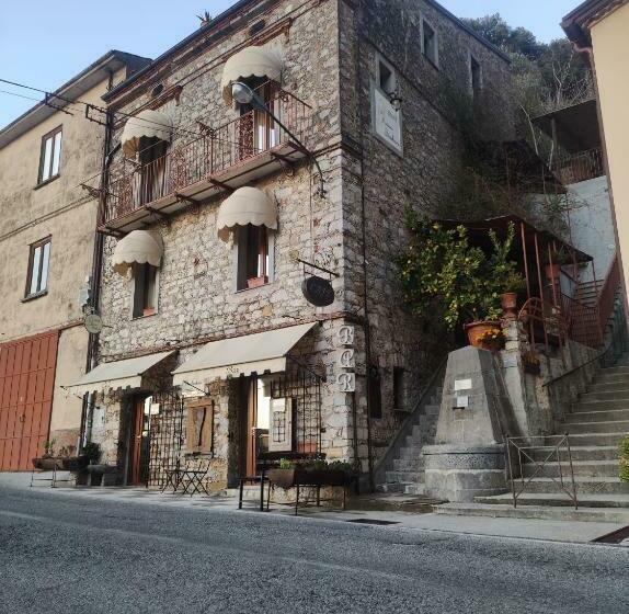 B&b La Fontana Borbone