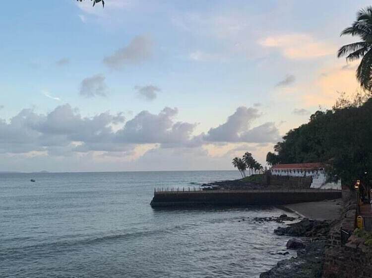 酒店 Fairfield By Marriott Goa Calangute