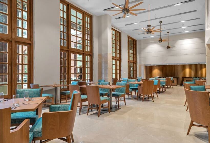 酒店 Fairfield By Marriott Goa Calangute