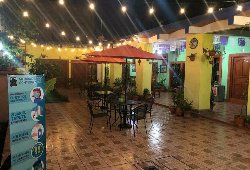 هتل Posada Mi Rosita