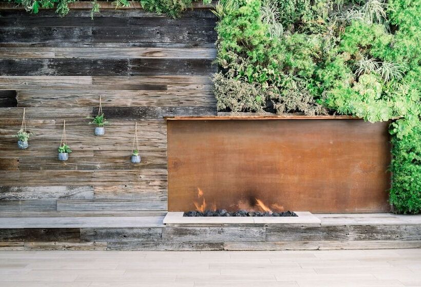 ホテル Scp Seven4one