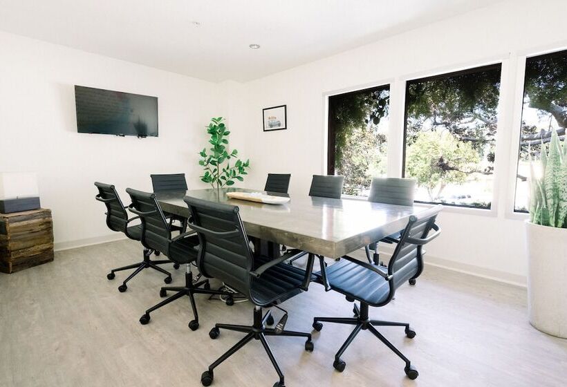 ホテル Scp Seven4one