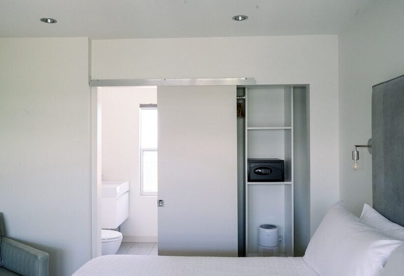 ホテル Scp Seven4one