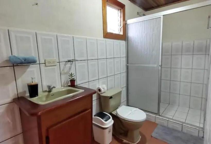 膳宿费 Cowboy Hostel   Habitaciones Con Baño Privado
