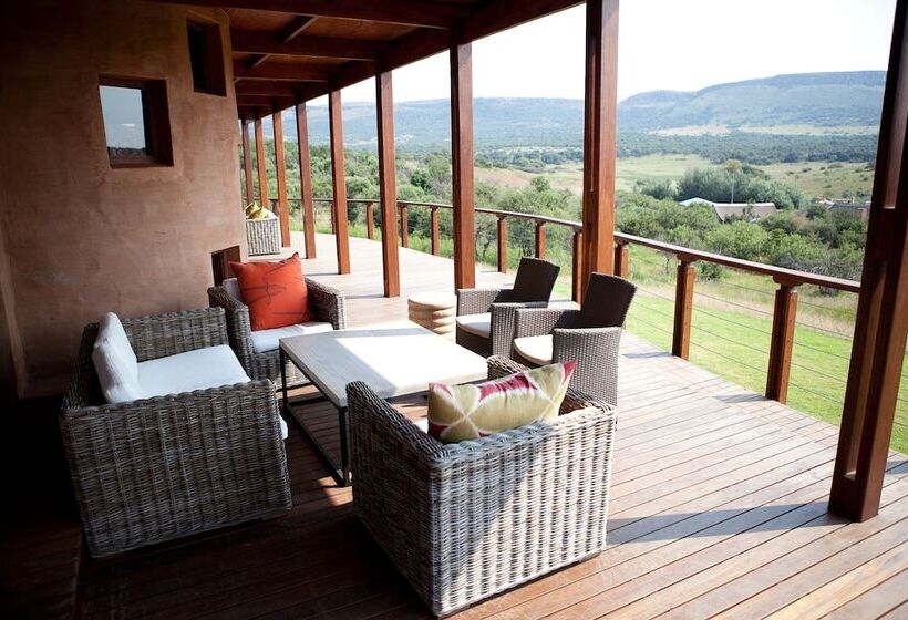 African Hills Safari Lodge & Spa