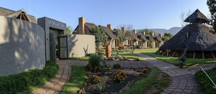 African Hills Safari Lodge & Spa