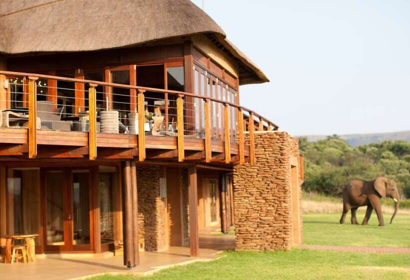 African Hills Safari Lodge & Spa