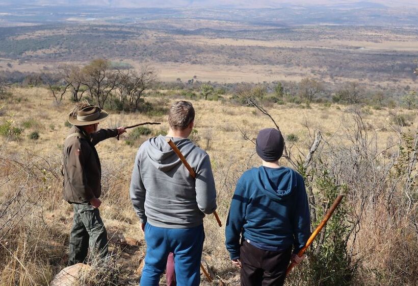 African Hills Safari Lodge & Spa