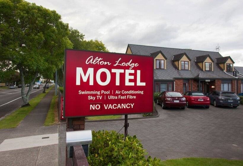 Alton Lodge Motel