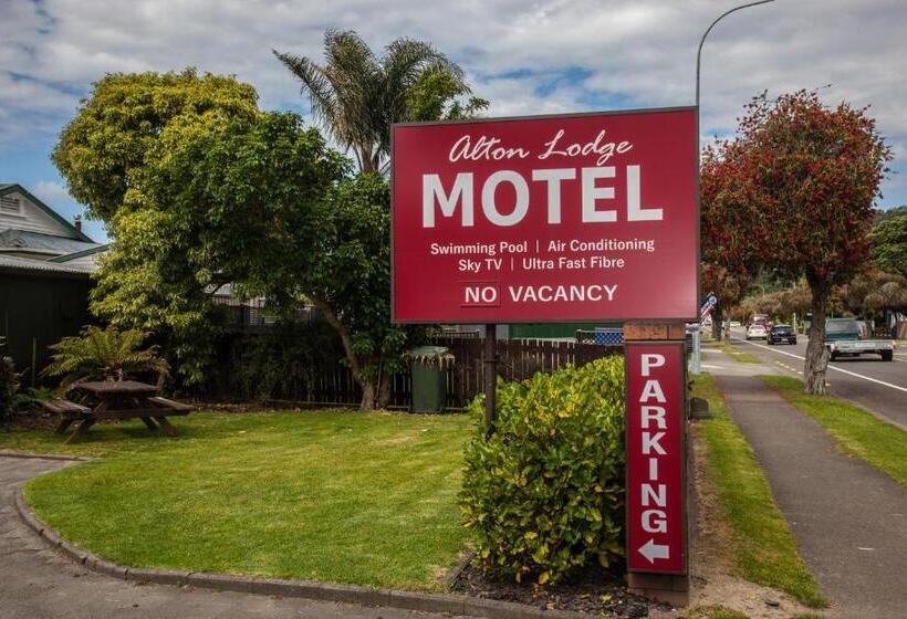 Alton Lodge Motel