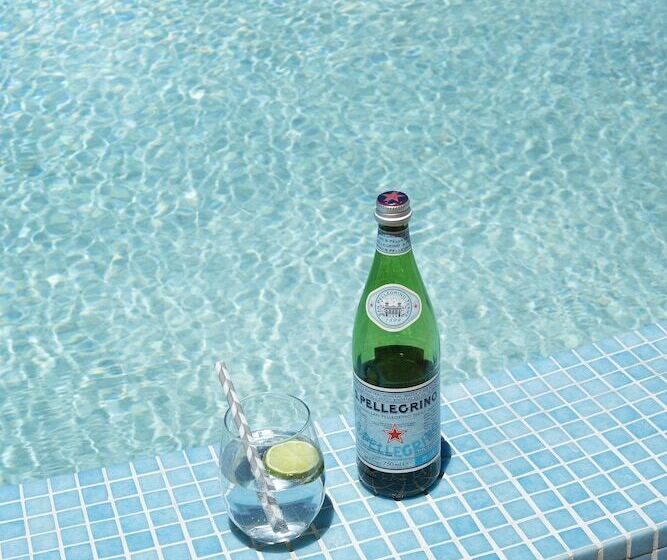 Blue Heron Boutique Motel