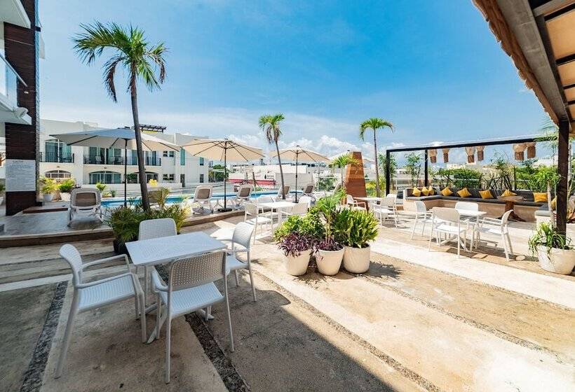 Cache Hotel Boutique   Adults Only