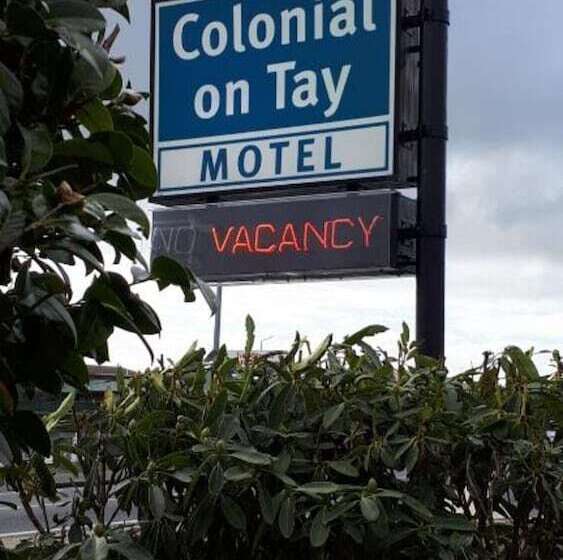 מוטל Colonial On Tay