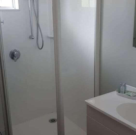 モーテル Colonial On Tay