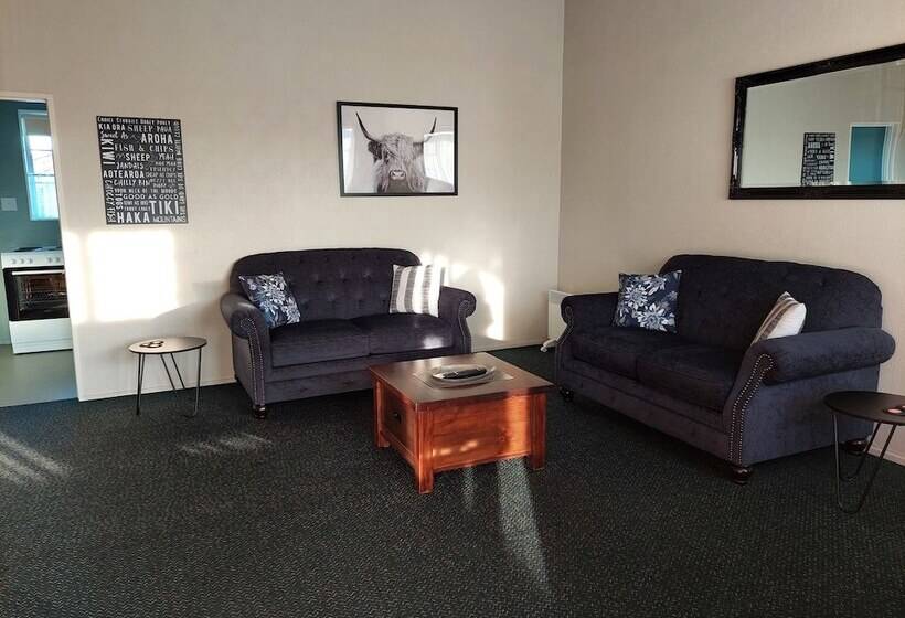 Мотель Colonial On Tay