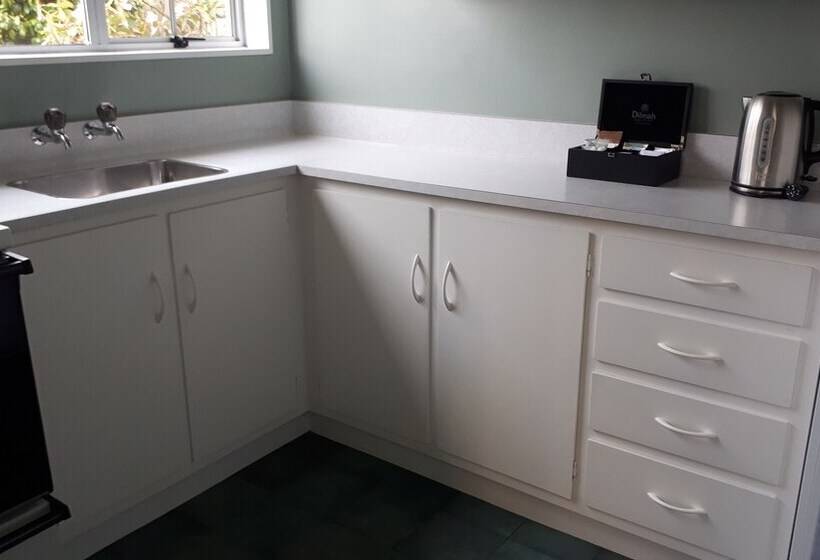 מוטל Colonial On Tay