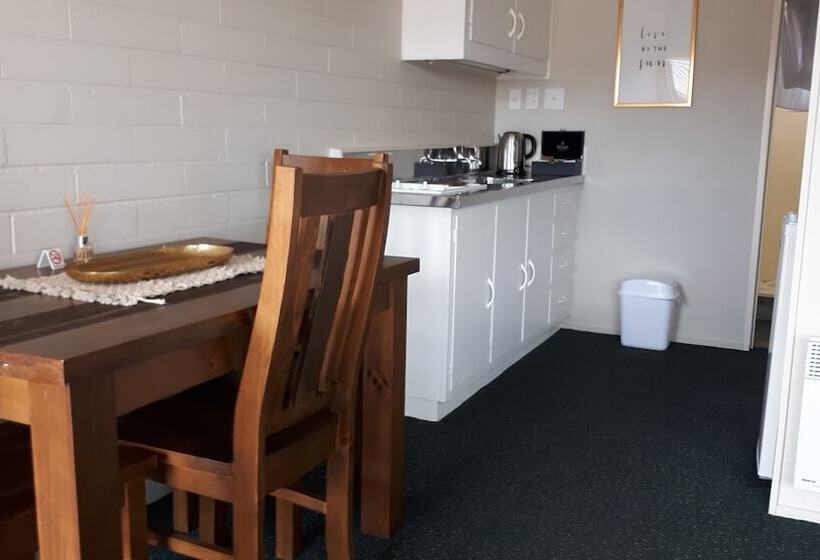 מוטל Colonial On Tay