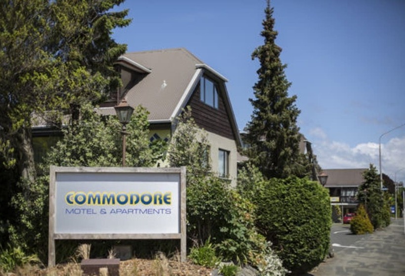 Commodore Motel