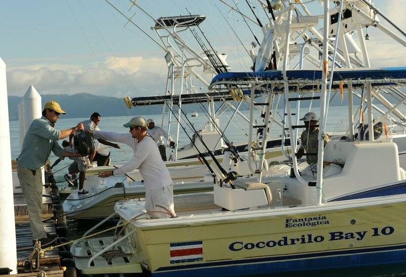 Crocodile Bay Resort