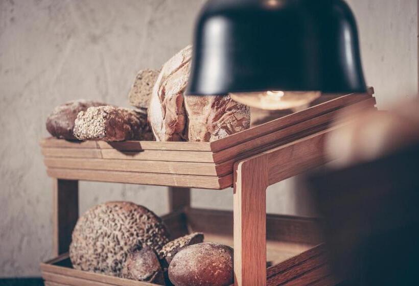 בית מלון כפרי Alpin Family Resort Seetal