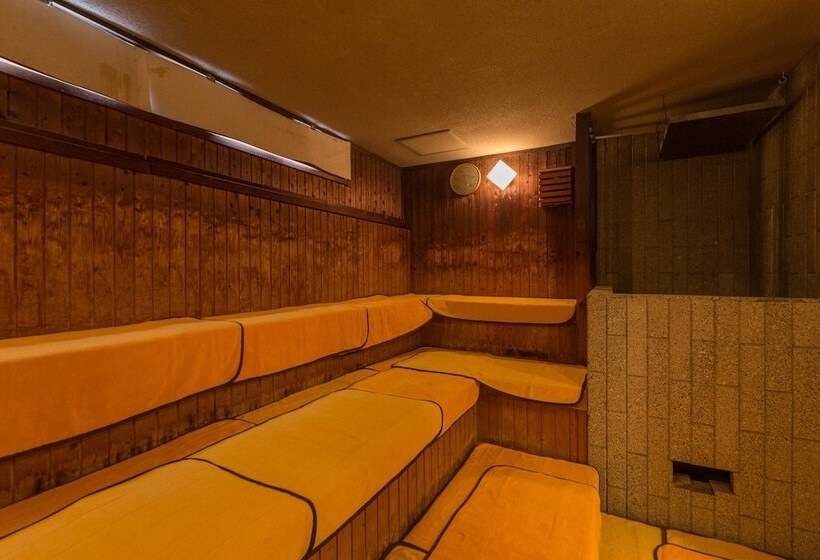 Apa Hotel Komatsu Grand