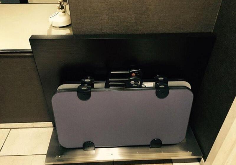 Apa Hotel Takaoka Marunouchi