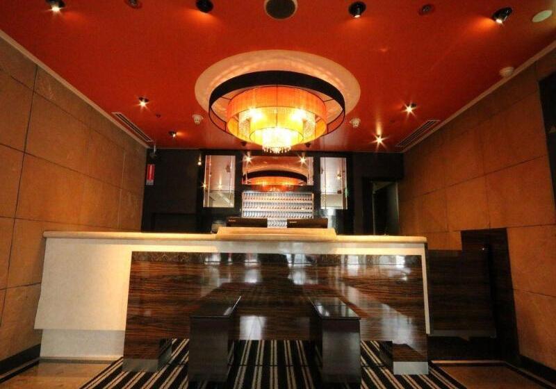 Apa Hotel Takaoka Marunouchi