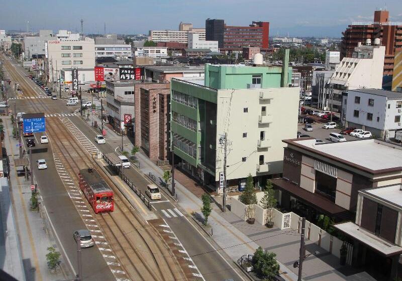 Apa Hotel Takaoka Marunouchi