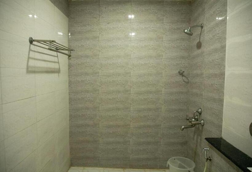 酒店 Arunaachalaa Resiidency