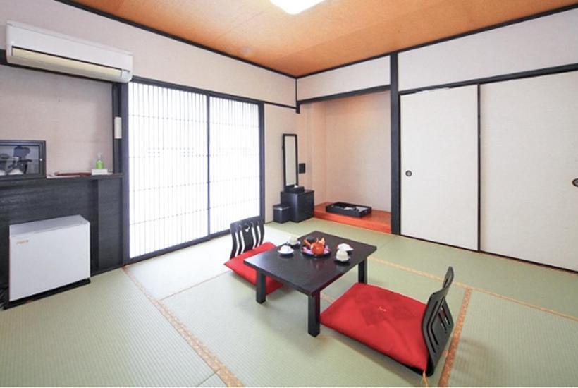 هتل Chatelet Inn Kyoto