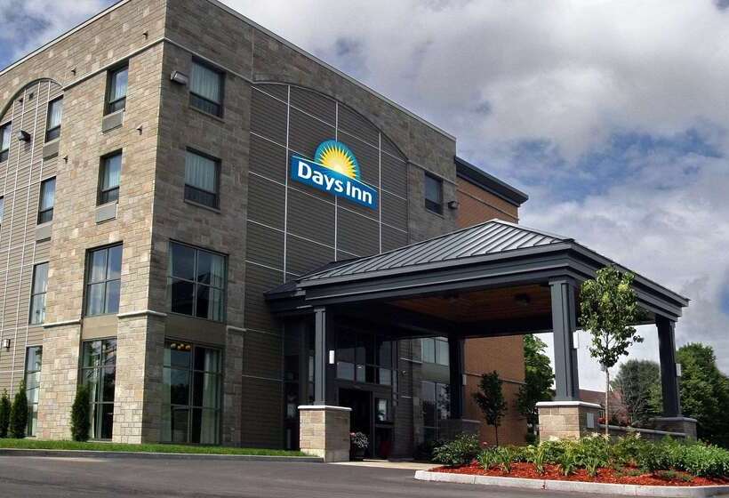 فندق Days Inn By Wyndham Levis