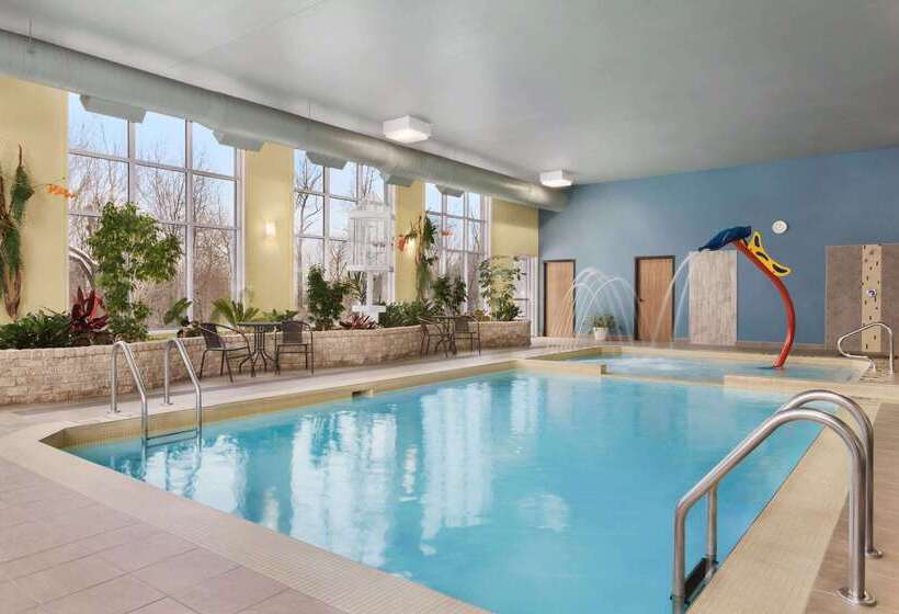 فندق Days Inn By Wyndham Levis