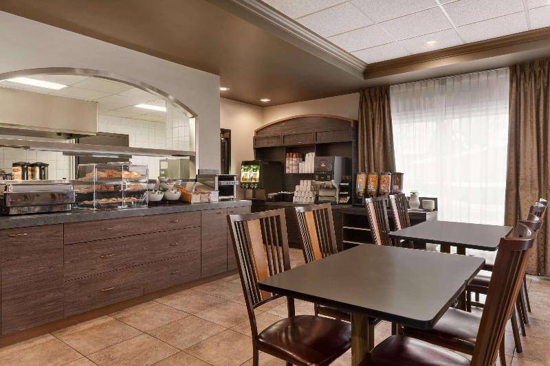 فندق Days Inn By Wyndham Levis