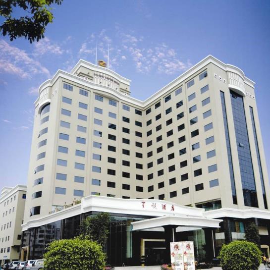 ホテル Delight Empire