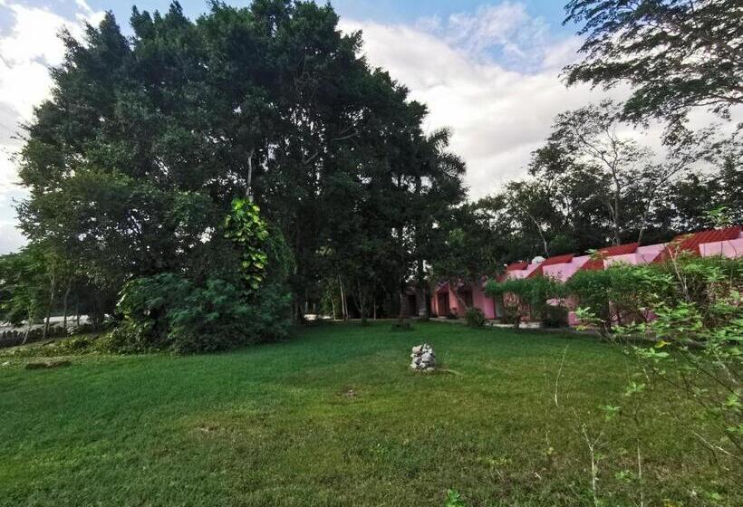 فندق Doralba Inn Chichen