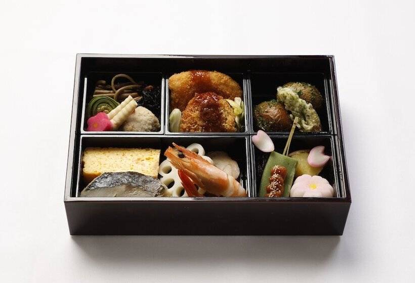 Отель Dormy Inn Nagasaki Shinchichukagai