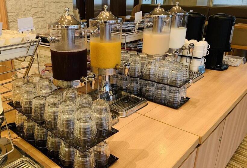 בית מלון כפרי Dormy Inn Obihiro