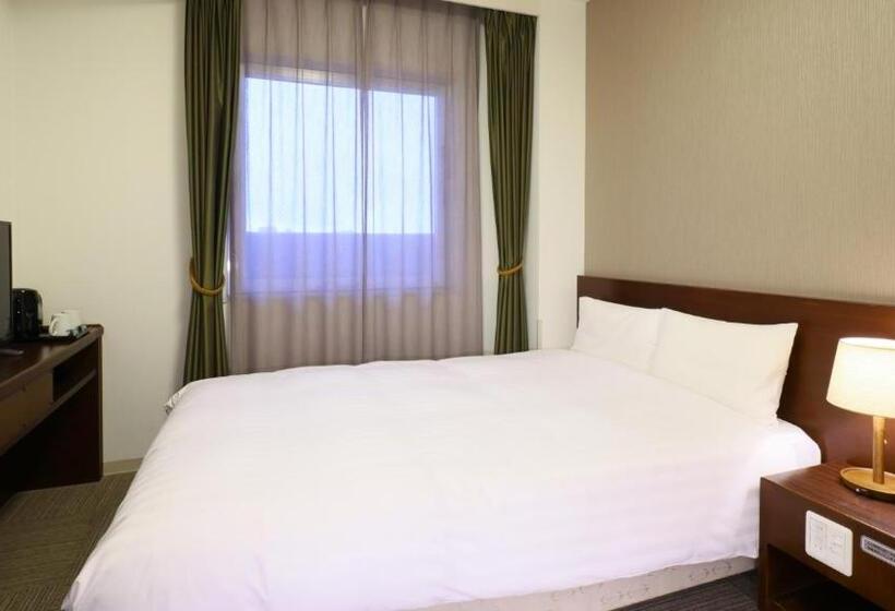 Отель Dormy Inn Takamatsu